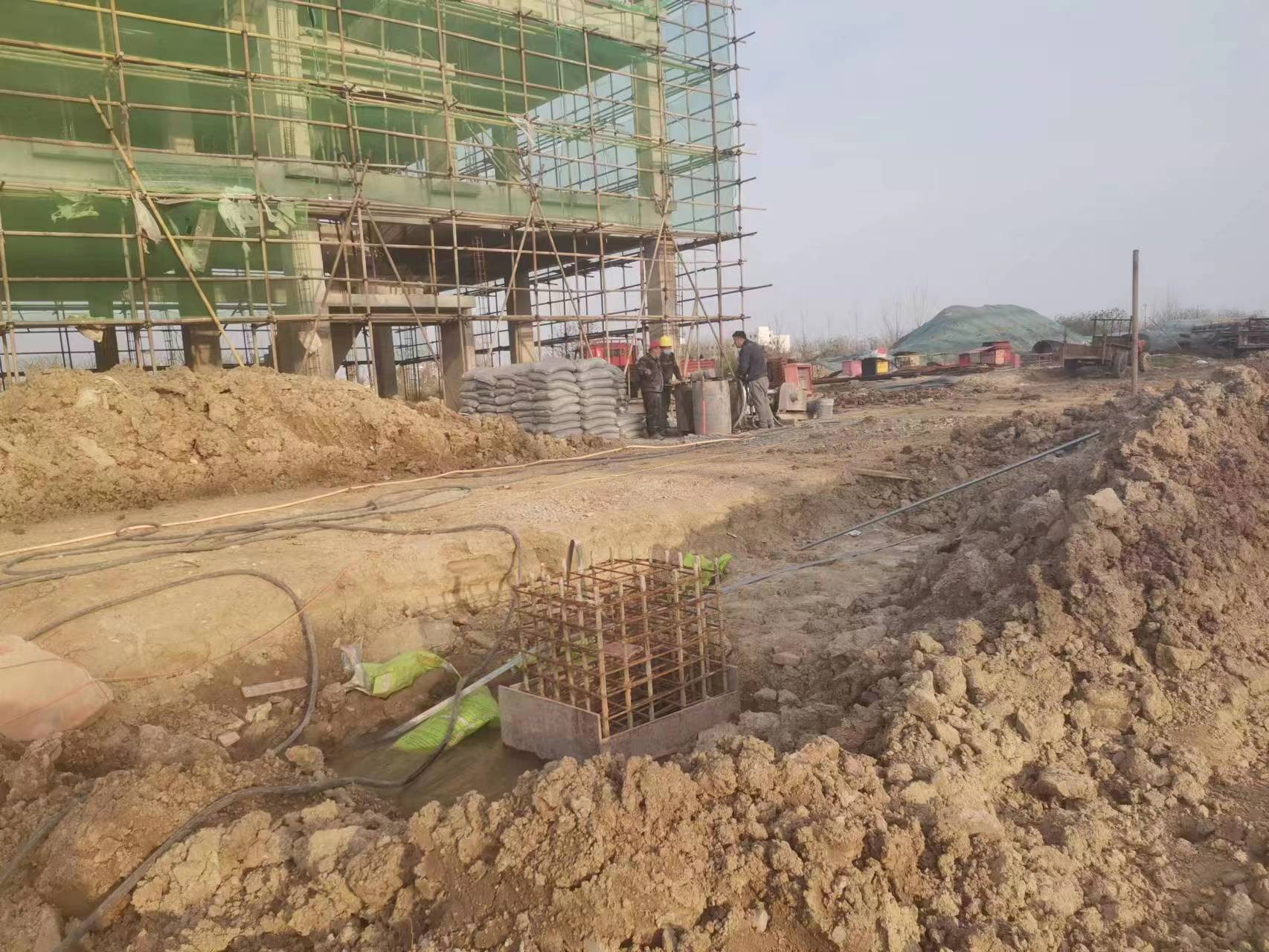 惠东当桥梁出现裂缝的时候应该及时加固修补